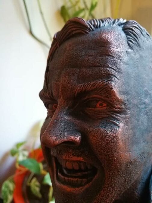 Figura de Jack Torrance en el Resplandor en Resina cobre