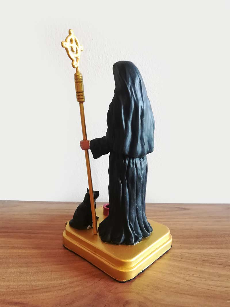 Estatua Santa Gertrudis De Nivelles Detrás Oracion